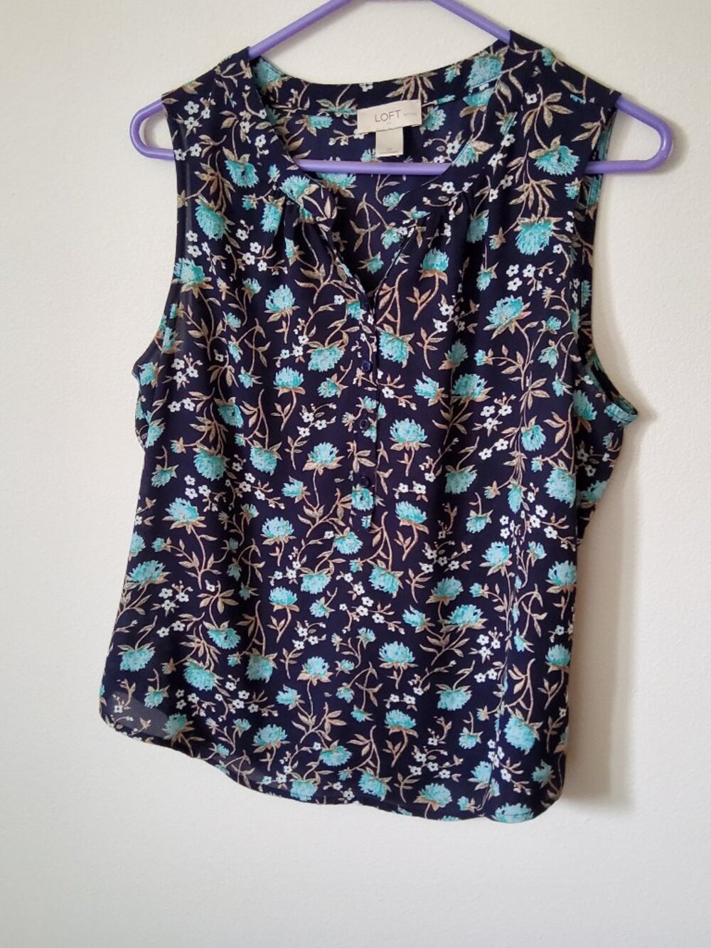 Loft Navy Floral Top size LP